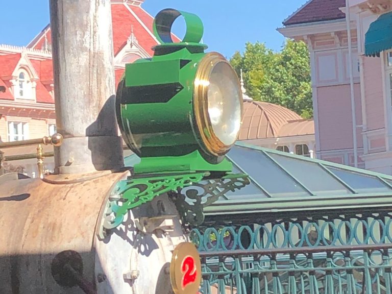 Image showing the front of a steam train 